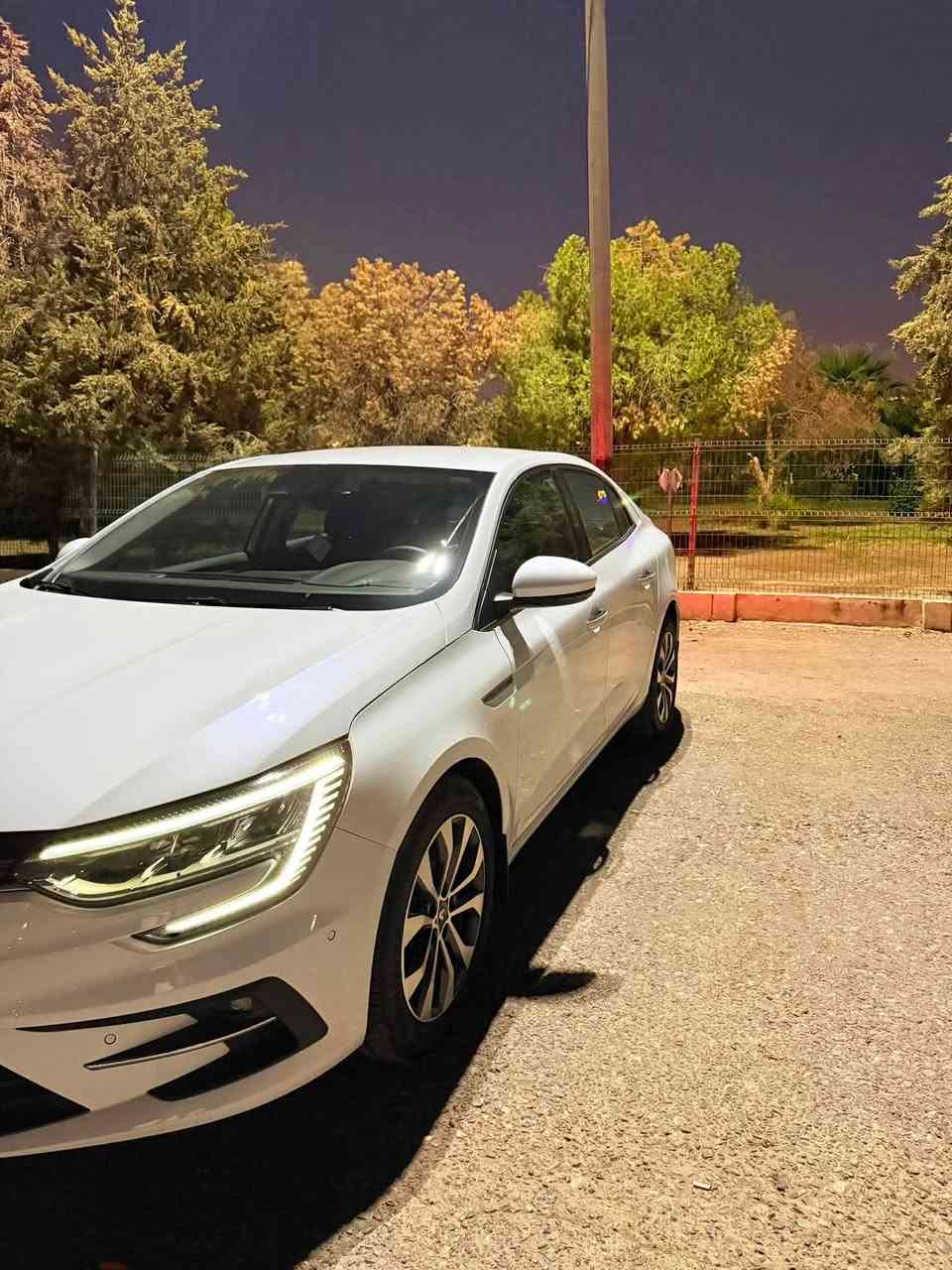 رينو ميجان 4 موديل 2023 خليجي كلين بدون ضرر كير و محرك بشرط رقم سليمانيه   محرك 1.3 توربو
مواصفات السيارة
داخل لونين
كشنات جلد
LED لايت
اوتو بارك
هاند بريك بصمة
اوتو هولد
تحديد مسار
تنبيه خروج من المسار
بصمة
مري شفط
عداد شاشة ديجتال
اضائة بالبيان متغير 7 الوان
انظمة قيادة
التحكم بألوان الشاشة وداخلية السيارة
تبريد قطعتين
السيارة فول مواصفات وبيها بعد مواصفات كثير الممشى 59 الف كيلو  
سعر 10500  
مكان السياره اربيل اربيل 
رقم واتساب
***********
