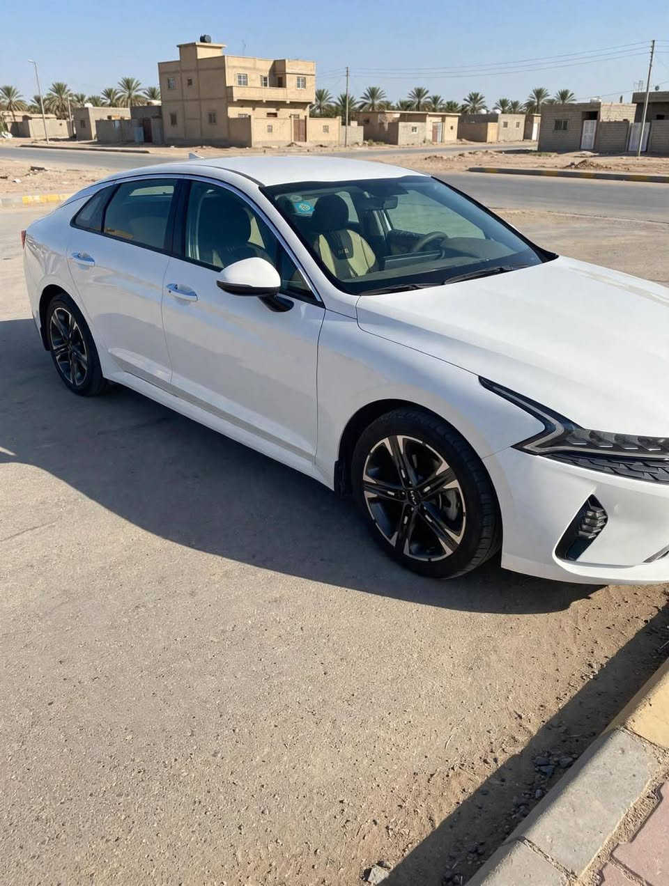 K5 خليجي  شركة البديري 
موديل 2023 مكينه دوش 
مكفوله عده بارد قليل السونار موجود 
ماشيه 71 الف 
مري شفط اوتو  ترحيب عند التشغيل  تشغيل عن بعد كشن كهربائي دشبول متصل بصمه تبريد قطعتين لد امامي  بك لايت متصل 
وبعد بيه مواصفات
***********  الهاتف
مكان السيارة السماوة مركز المدينه 
رقم مثنى انكليزي ديوانية, القادسية
