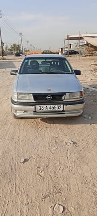 ١٩٩٢ • ١٨٠٠ • حداديه جديده