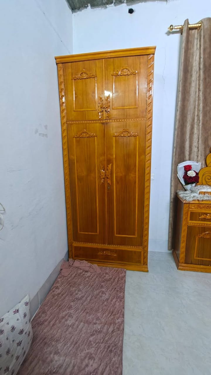 غرفه للبيع الاستفسار الرقم***********
