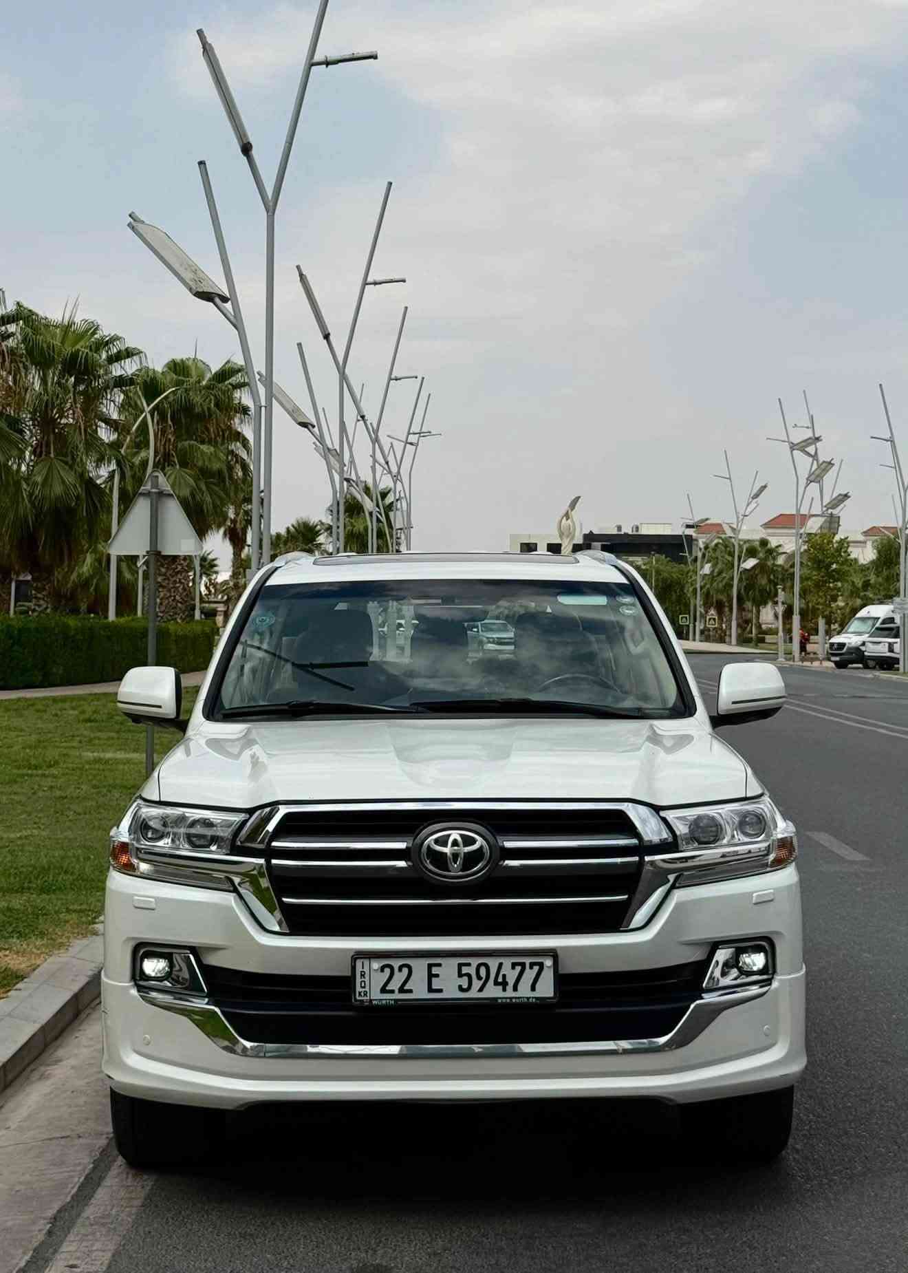 سلام عليكم شباب
الحلال للبيع او المراوس حسب القناعة 
لاندكروز جكسارة 2019 اصل  GXR v8
اللون ابيض صدفي شذرة
مكينة 8 سلندر 4600 ما مفتوح على بلاد 
رقم أربيل الجديد سنوية وهزة جدد 
كفالة عامة من صبغ من فتح من تبديل من بارد حتى دعاميات كفاله 
مكينة كير حدادية تبريد تخم تاير باتري كهربائيات كلهن جدد وعلى شركة 
وكالة جيهان باب اول السياره 
على ايد وحدة من الزيرو لحد الان 
ماشية 100 الاف كم اصل 
المواصفات:-
بصمة ابواب + جنطة + تشغيل 
سلايد فتحة 
شاشة كبيرة ام الدعاء 
8 ايرباك اصل 
دبل ماوس
نظام زحف وتحديد سرعه 
كروز سرعه 
ويل ٢٠ اصلي 
حساسات اماميه خلفيه اصل 
كامرات اربعه 360 اصل
مري شفط + ترحيب
كشنات جلد كهربائي اثنين الاماميات 
سبعه راكب 
ثلاث قطع تبريد 
تحكم ستيرن 
زراك لايت اصل 
وجة زنون بلادي + لد 
مواصفات وايت ادشن
شباك ابو رادار 
ثلاجة 
دمام سماعات jbl اصل 
شاشات خلفيه بلادي 
معروفه مواصفات 4600 
والخ من المواصفات المعروفه ……..
السعر 465$ وبيها مجال قليل للشراي 
مكان السياره النجف الاشرف 
للاستفسار ***********
