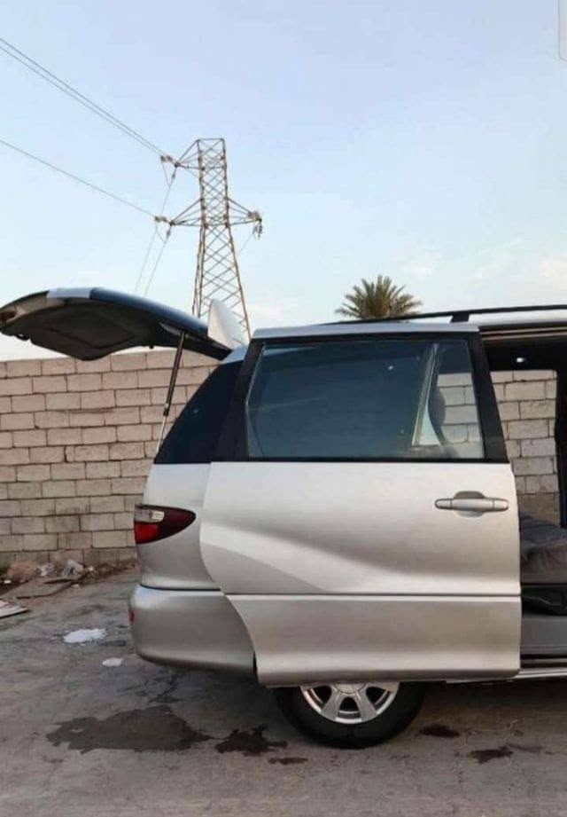 السلام عليكم سيارة للبيع
تيوتا بريفيا موديل 2000
محرك 4 سلندر 2400
أصل يسرى بلاد بدون تحوير مصبوغة حزام للجمالية وكل السيارة موضحة بالصور 
السيارة استخدام شخصي نضيفة جداً 
رقم انكليزي سليمانية 
تخم تاير جديد 
حدادية جديدة
ما ناقصة أي شي 
المواصفات:
شاشة وسطية لمس تدعم منافذ  AUX+USB+بلوتوث
كامرا خلفية
تبريد ، تدفئه
نظام صوت عالي 
باور هيتر للجام
تحكم بالستيرن( صوت/بلوتوث/هاتف)
مثبت سرعة+كروس سرعة
ابواب سلايت مع قفل اثناء حالة الوقوف في المنحدر
سنتر لوك ريمود+ اضائة ترحيبية
مكان السيارة/ بغداد 
للأستفسار:
*********** واتساب
