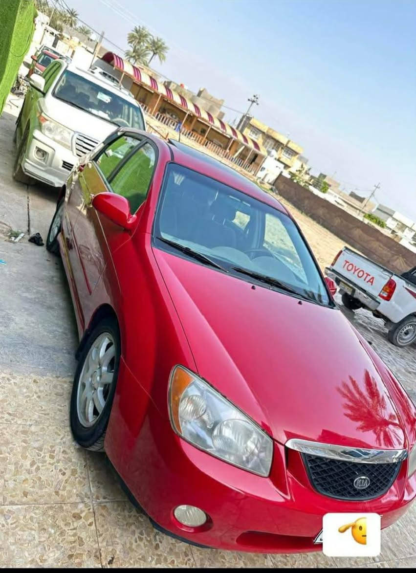 سلام عليكم 
كيه سبكترا هاش باك  محرك ٢٠٠٠ كير اوتو 
موديل ٢٠٠٦ 
مكان نجف الاشرف 
رقم موبايل 
***********
سياره مصبوغه عام بسبب جراد 
حادثه بامريكا جاملغ الخلفي جهه سايق  بدون دواخل 
حادثه بلعراق جاملغ امامي جهة  سايق
تبريد تدفئه شغال 
رقم بابل نكليزي النجف, العراق
