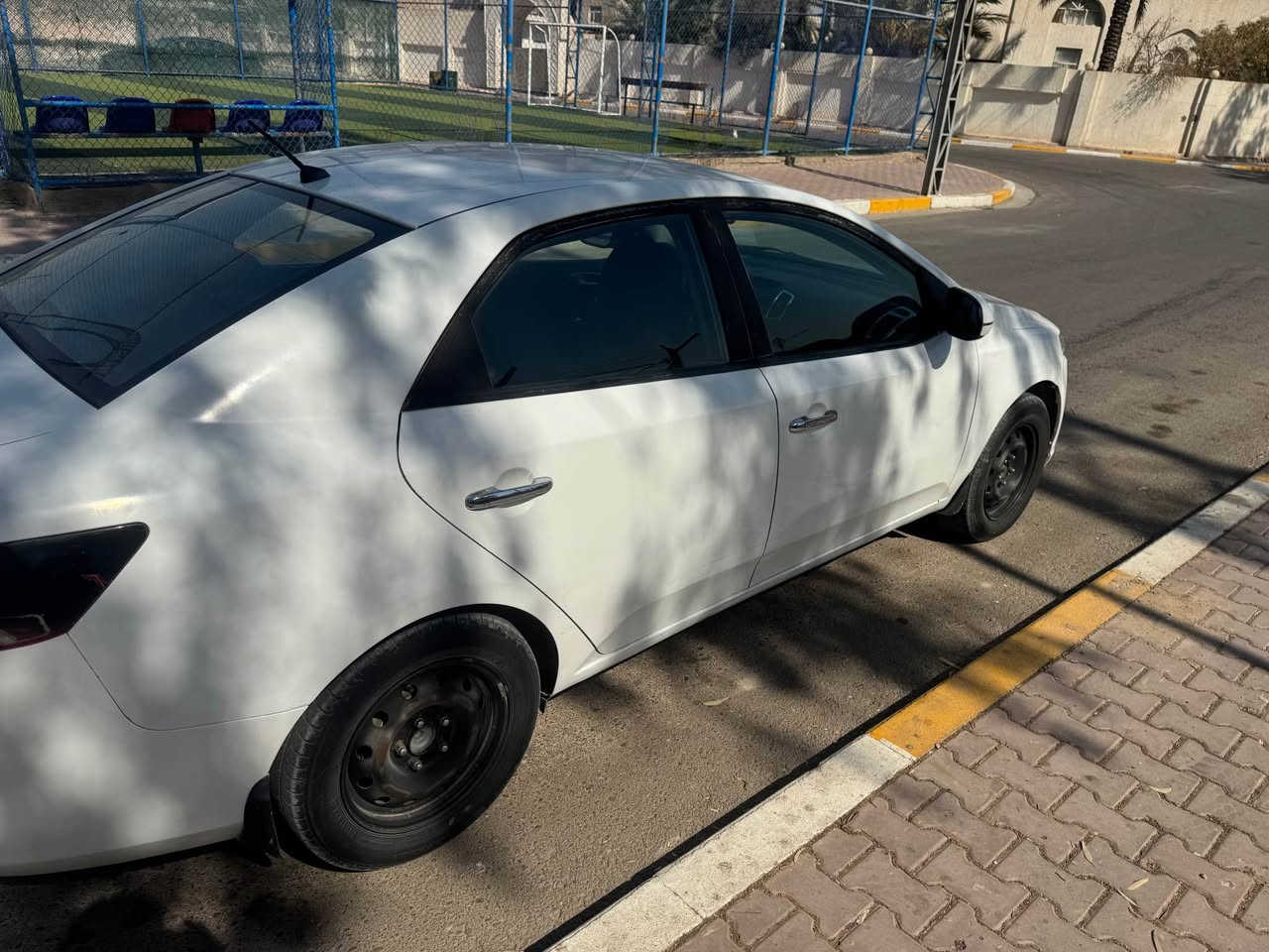 للبيع كيا سيراتو  ٢٠١٢ خليجي مكانات صبغ ابيعلك احزام مكاني بغداد مصفى الدورة السعر ٧٥ وبيها مجال كلش بسيط للستفسار *********** بغداد, العراق
