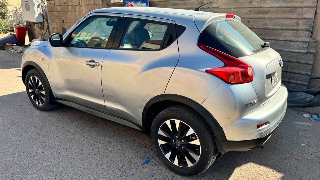 نيسان جوك خليجي ٢٠١٢  تيربو بصمه  باسمي السياره بيها خلل بحساس الگير فقط ومافارغ اسوي ابيعها على وضعها رايدها ب٦٥
***********
