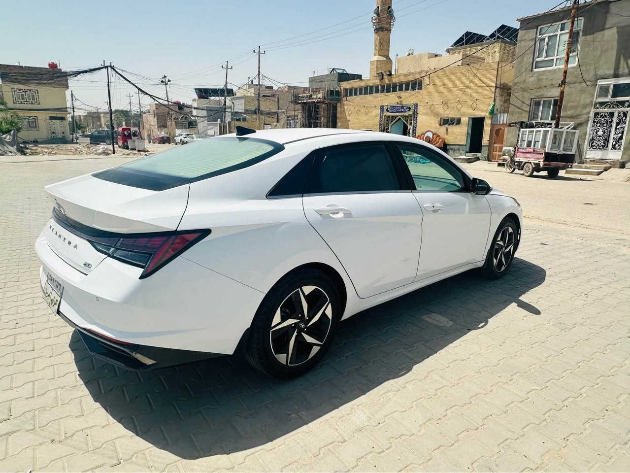 النترا 2021 خليجي محرك 2000 فول رقم اربيل 
بيها بارد باب الخلفي قليل فقط باقي تفاصيل اتصل
*********** النجف, العراق
