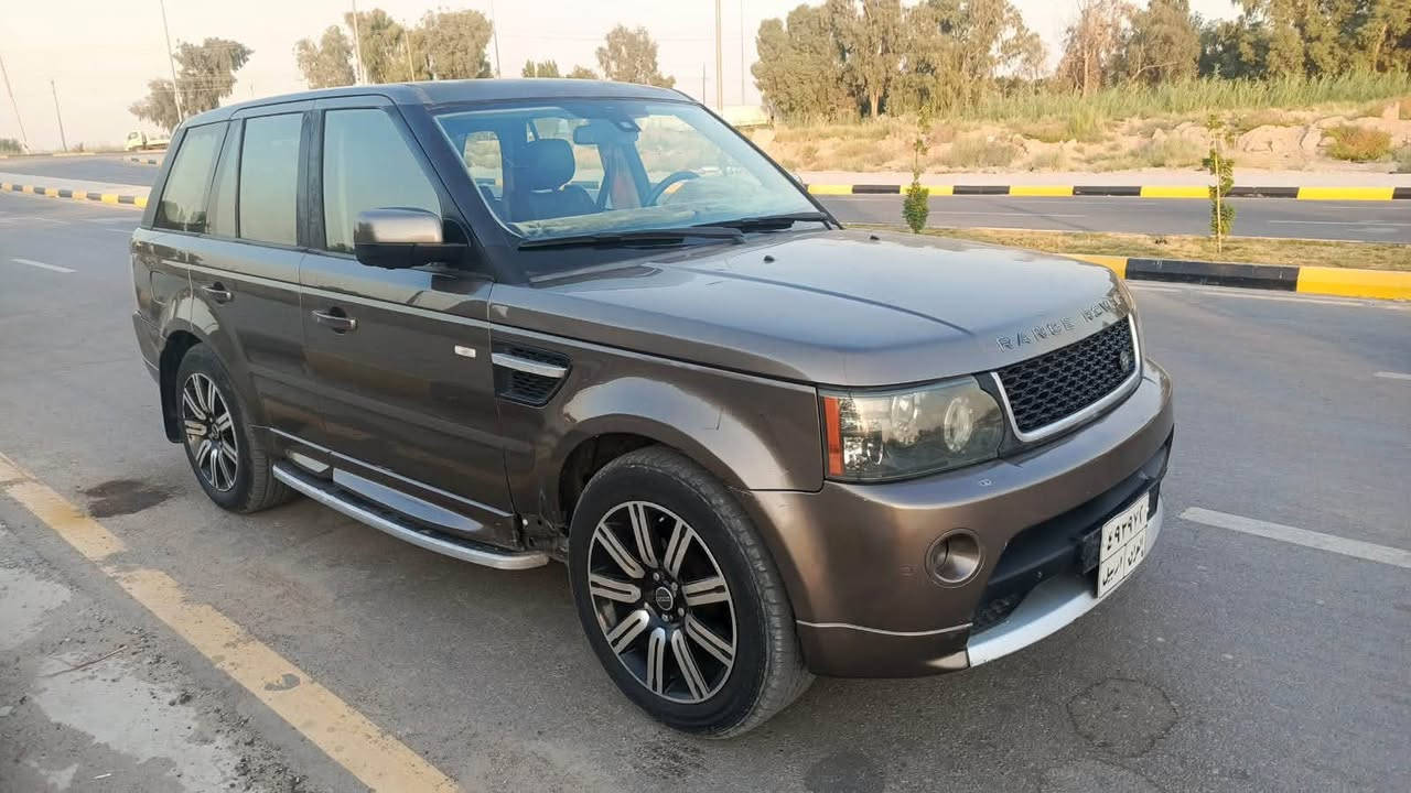 السلام عليكم 🫡 رانج موديل 2010 كفاله  السعر بلاش بلاش بلاش 89 سياره جديده بمعنه الكلمه مناقصها اي شي مكان السياره واسط العزيزيه ***********
