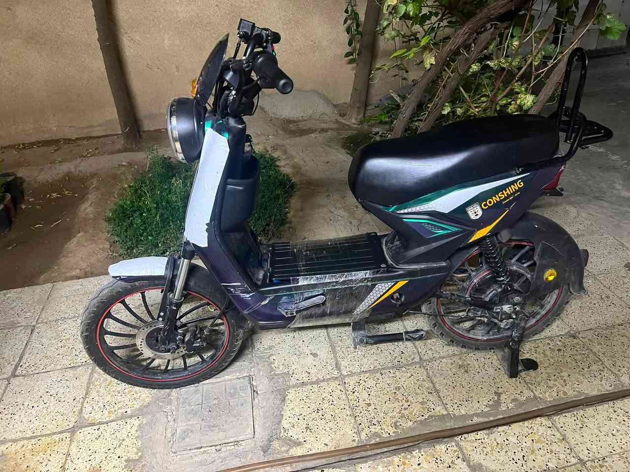 السلام عليكم بايسكل شحن للبيع السعر 140 بي مجال الرقم ***********
