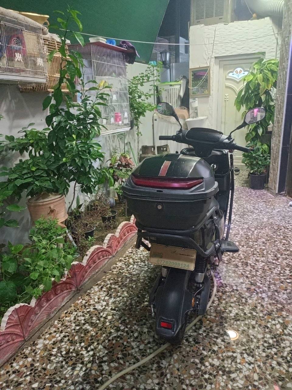 دراجه شحن روما 7 بطاريات القفل 100 نقص 5 بطاريات / سعرها 500 
وبيها مجال 
عنواني:السريدات اول مدخل