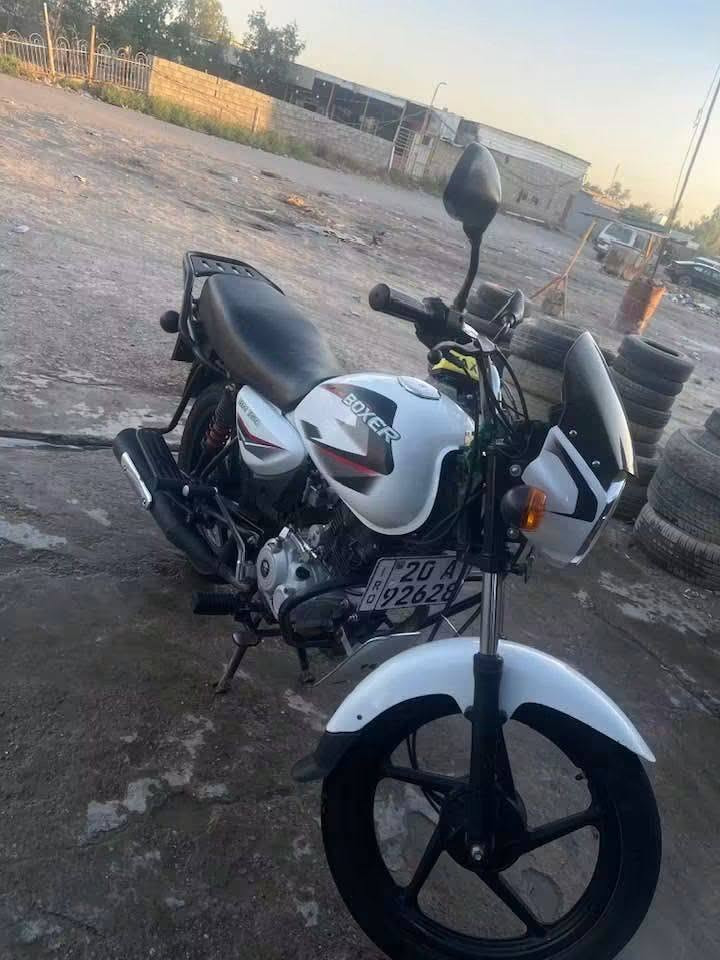 دراجه للبيع ❤️❤️
نوع بوكسر ….. 
2022 نضيفه 
الدراجه امرقمه وتحويل ثاني يوم ….
السعر (مليونين) وبيهه مجال بسيط  🤎❤️ 
مكان الدراجه !! بغداد الشعب 
للتواصل ***********
