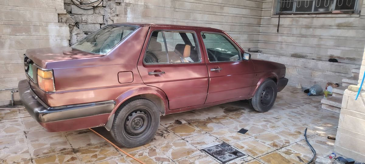 سلام عليكم.. جيتا للبيع موديل 91 محرك 0.8 كير محرك شرط مصبوغه عام بيها تلقيطات معجون طخم زين فقط الدبلات الخلفيه ينرادلها.. تايرات نص عمر رقم أخضر سنويه بيضه مرسمه ومدفوع الكمرك بيها كابون ورقي متوقف.. صاحبها فقط يحول وشرط التحويل.. سعرها 14 وبيها مجال بيع فقط بدون مراَوس بدون قصد .. استفسار *********** 👍
