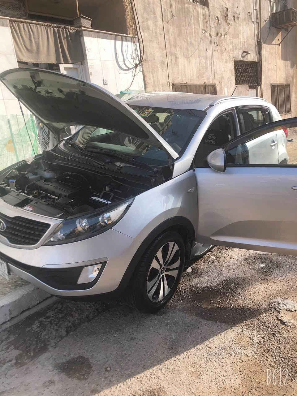 سبورتج خليجي 2013
محرك 2000 ( دوش)
ماشية 165 
محرك دوش مكفول من الفتح والتبديل 
الگير مكفول 
التبريد ثلج ومكفول  
رقم بغداد بإسمي  
تحكم ستيرن جهتين 
كشنات وارضيه جلد  
تبريد جديد ثلج 
مكانها بغداد  
 السعر 130
***********

