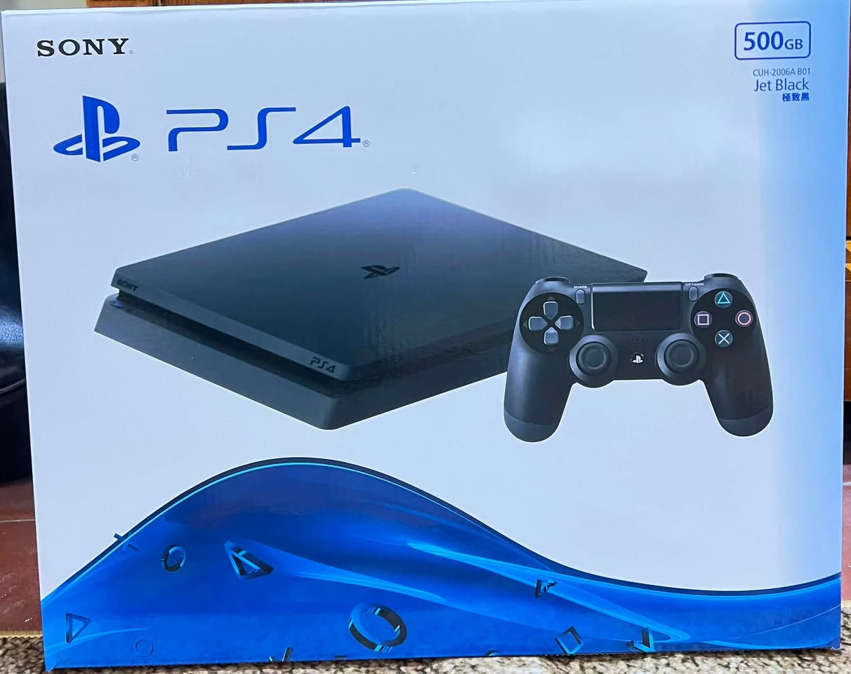 السلام عليكم PS4سلم ذاكره500كامل ملحقات مع جويستكات3واقراص3جهاز نضيف وجديد سعره250 مكاني البصره***********
