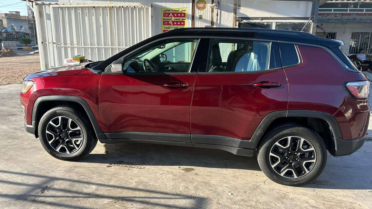 � للبيع جيب كومباس Trailhawk 2021
🔴 اللون: عنابي
⚙️ مكينة 2.4 لتر
🔄 دفع رباعي 4×4
🔧 گير أوتوماتيك 9 سرعات
📍 الممشى: 90 ألف ميل
🏁 فئة Trailhawk
***********
السعر 125وبيه مجال
