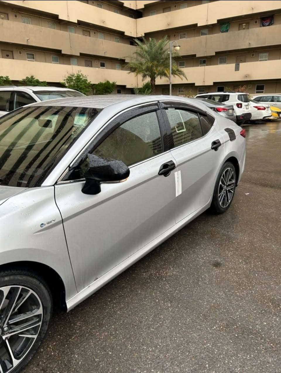 السلام عليكم اخوان
كامري هايبرد ٢٠٢٥ وكاله الساير الكويت
السيارة جديدة جداً
السياره بيها ملاحظة تبديل بنيد وصبغ الباب الخلفي جهت الصدر وقبق الجنطة صبغ و الجملغ الأيسر صبغ
والباقي موضح بل سونار

رقمها بغداد تحويل ثاني يوم
السعر 188مجال كلش بسيط
***********
