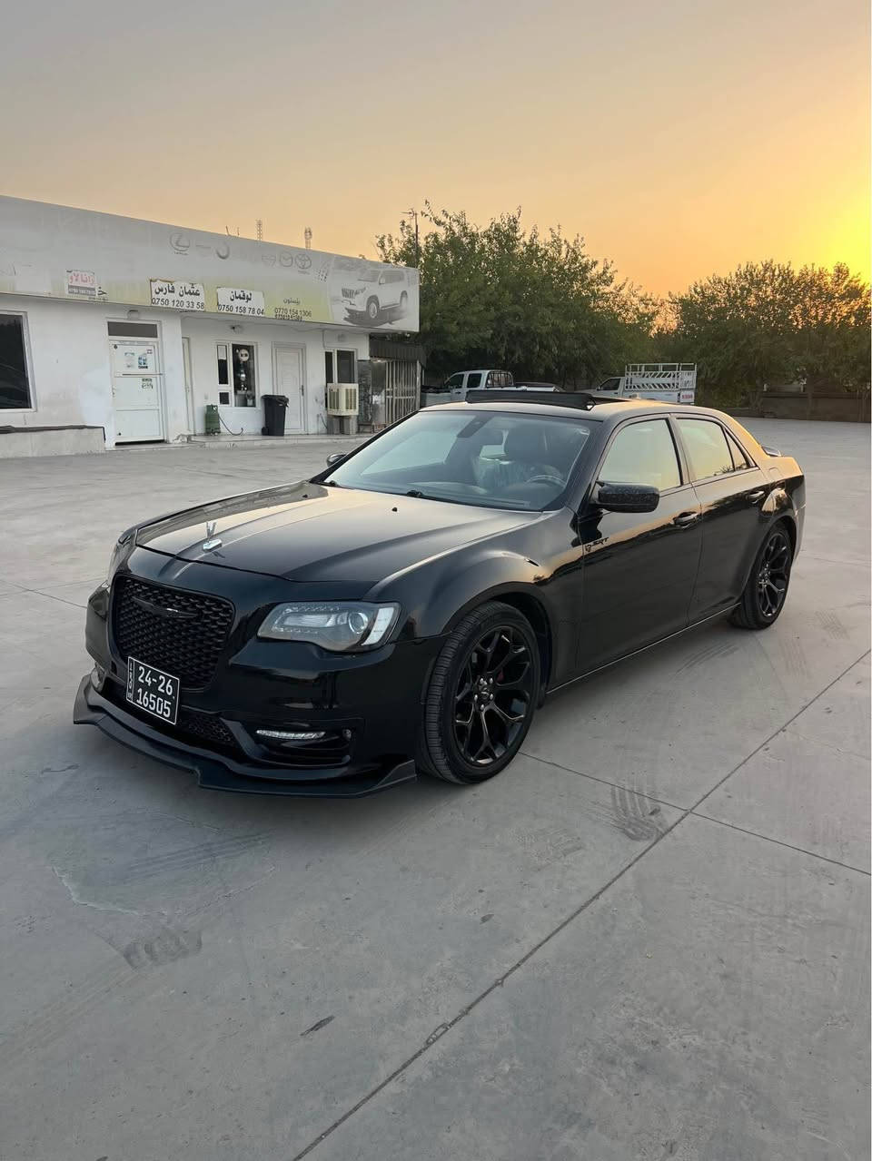ئوباما ٢٠١٧ C 300
فول مواسفات 
براوه ي دوبه ي 
سه قفي به شه رت 
گيرومكينه نه كراوه ته وه 
به ردي گزوزي تيدايه 
به شه رتي گيرومكينه توند و به ندي به شه رت
كاره بايي هه موو شتيكي به شه رته
پانوراما 
كوشن جلد كوشن سارد و گه رم 
هه موو كياني به شه رته
شوين قه لادزي 
*********** بشدار, السليمانية
