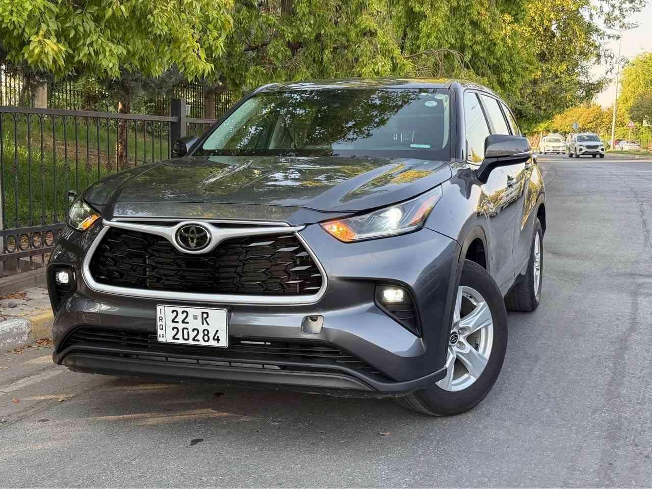 تۆێۆتا هایلاندر ئەمریكی رەنگ نفتی  2023 LE  تەنها یەك چاملغی بۆیاخە لەگەل پەلەیەك لە بۆنیتی مالی خێزانە زۆر پاك و خاوێن ٧ كورسی دانیشتن  مكینە چوار پستۆن تۆربۆ  تەنها 42 miles رۆشتیە سعری 242$ مجال ناو نیشان هەولێر 
Whats app    Viber    Telegram 
*********** أربيل, العراق
