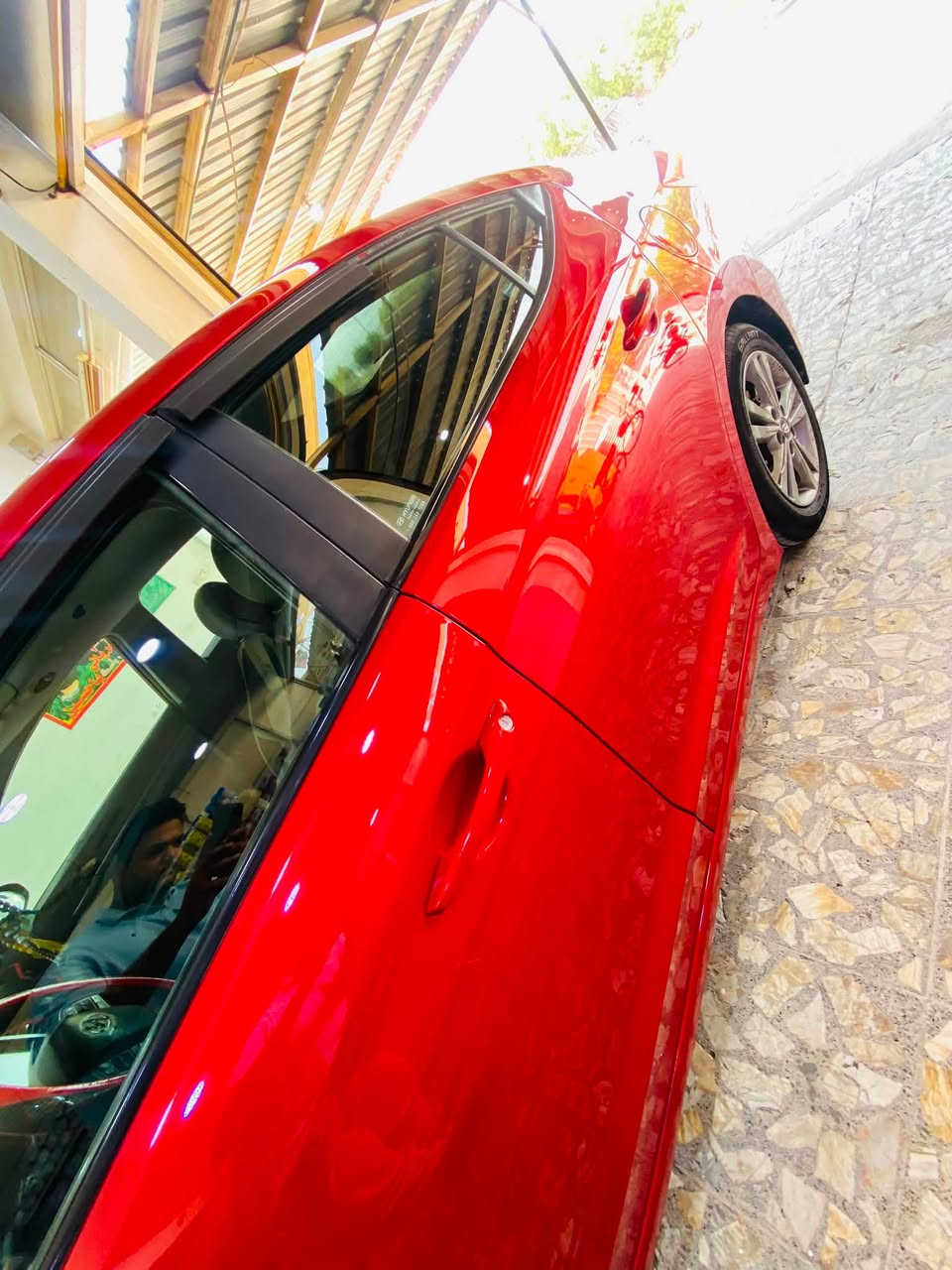 السلام عليكم 
النترا 18 امريكي كلين بدون ضربه او صبغ فقط بارد في حافت البنيد مكفولة صدر ومحرك 2000 دوش وكيرAT وتبريد ثلج جاهزة من كلشي ماشيه 151 السعر 114 وبيها مجال مكان السياره بابل تحويل ثاني يوم 
للاستفسار:
*********** 

واتساب ***********
