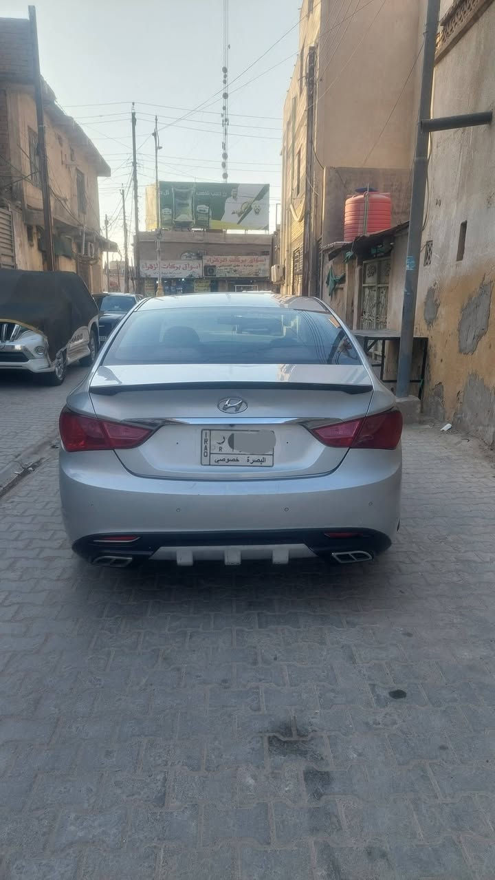 السلام عليكم سوناتا موديل 2014 كوري السياره مراوس فقط شنو عندك مراوس نزل وانا بخدمتك الي يعرف الكوري مامكفول من الصبغ ... العنوان البصره التنومه
***********
