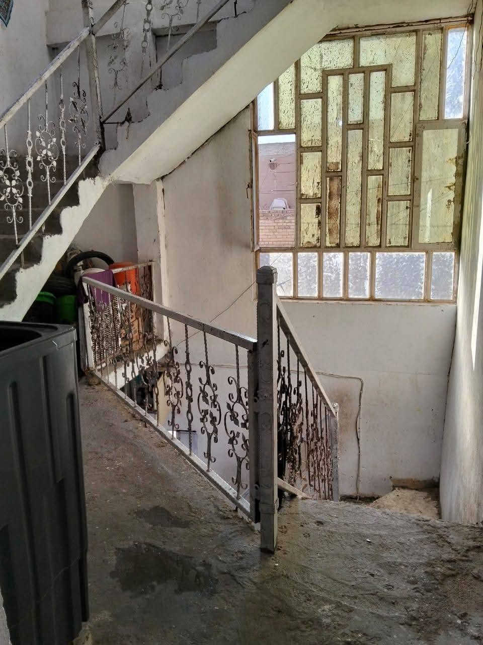 قطاع٢٧ مدينه الصدر • ٣ طوابق • ٥ غرف نوم