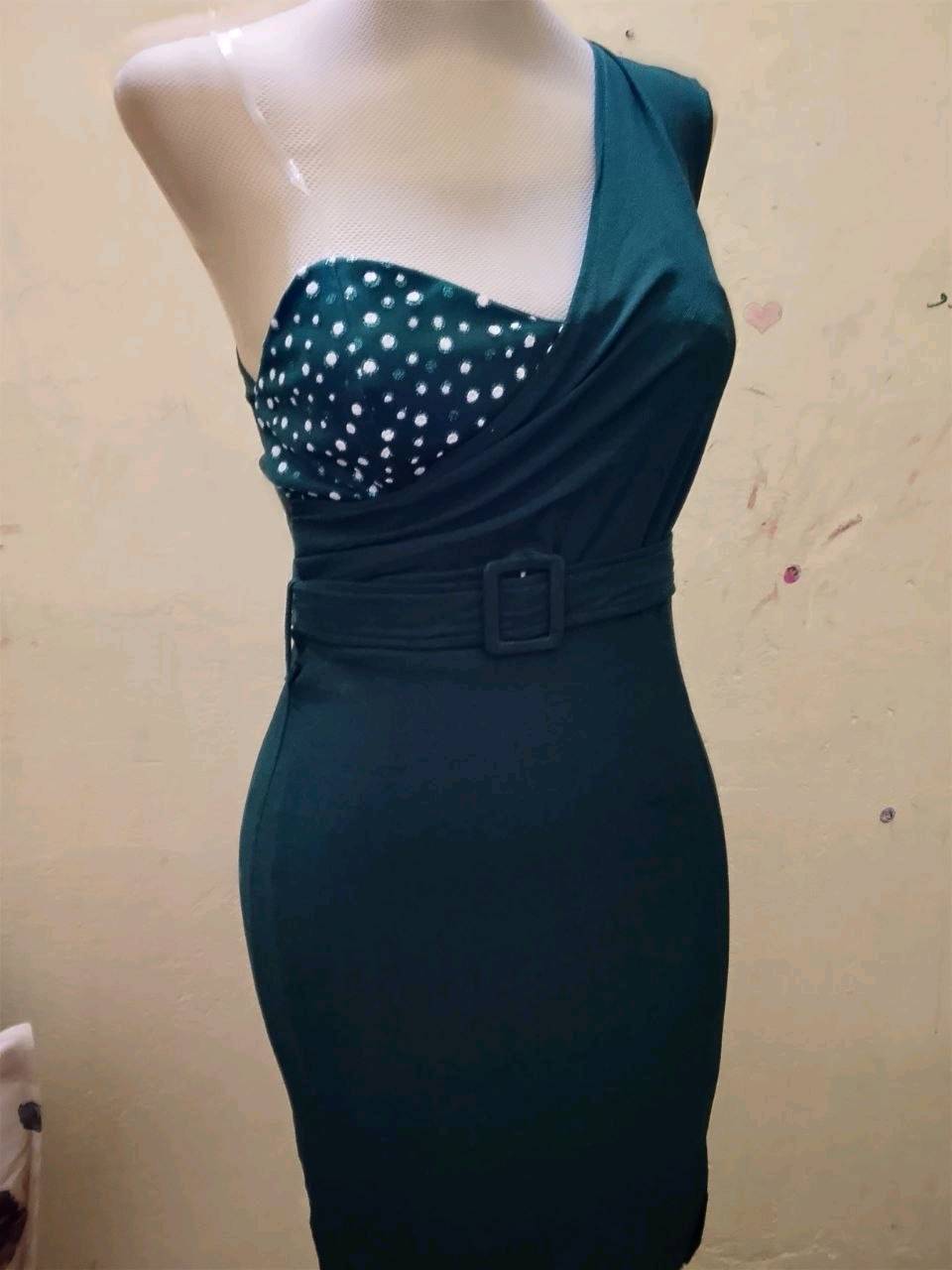 فساتين • غير ملبوس • مدينة الصدر
