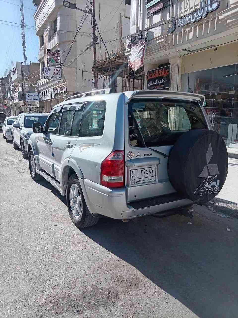 باجيرو 2006
جاملغات ثنين  صبغ بدون ضربه 
مكينه بيها كازكيت 
البقيه سياره جاهزه من حداديه وكير وتبريد 
السعر :60 وبيها مجال
الموقع / البصره / ابهادريه 
الرقم : ‭*********** ابو الخصيب, البصرة
