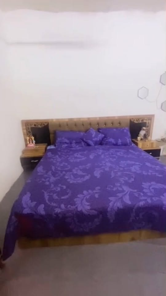 جربايه كامله وميز تواليت للبيع قيم واذا سعر مقنع ابيع بغداد مدينه الصدر مستعجل عليهن تواصل واتساب ***********
