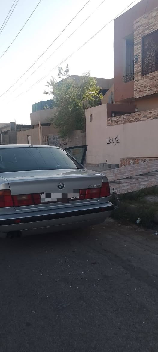 سياره موديل ٩٣ مكفوله من الدعاميه للدعاميه ٨٠بيها مجال فول امفولهسياره موديل ٩٣ مكفوله من الدعاميه للدعاميه ٨٠بيها مجال فول امفوله بي إم دبليو ٩٣فول اوتاماتيك سنويه٣١رقم أربيل سعر٨٠ورقه كامله مو كمله اي نقص مابيه فول من تبريد اي عيب مابيه العنوان كركوك حي العسكري ورجع وكرر اي عيب مابيه سيارة من كلشي كامله مو كمله بس صار عندي ضرف واريد ابيعه وتحياتي الكم  هذا رقمي الاتصال***********
