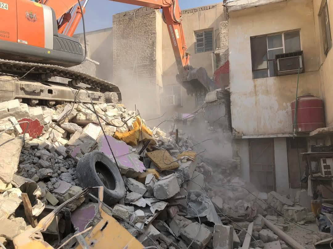 متخصصون في #تفليش المنازل و البنايات السكنية التجارية
و #حفر ودفن وحدل الاراضي 
☎️ *********** ☎️
👷‍♂️كادر متخصص في الهدم والحفر 👷‍♂️
🦺مشرف سلامة 🦺
👨🏻‍🔧فاحص تربة 👨🏻‍🔧
💵 اسعار مناسبة جدآ 💵
‏🇮🇶 في محافظة البصرة 🇮🇶
(( مواد وعمل درجة اولى ))
