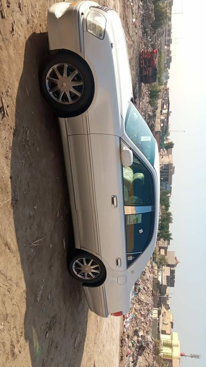 سلام عليكم ملكه للبيع مديل2002 قرار 48 مدفوع كمرك وقرصها واصل شاصي71 مكينه ديفور زغيره دشبول عارف العيساوي مكفوله من كصه ونقل جثه وشاصي سترين كهربائي   جام اوتوا  تبريد ثلج مرّي كهربائي اريلات اماي ويل نجمه لايت زنون كرستال اصل تلاث دكم برده خلفيه مكان بلحله السعر 100 وبيها مجال قليل ***********
