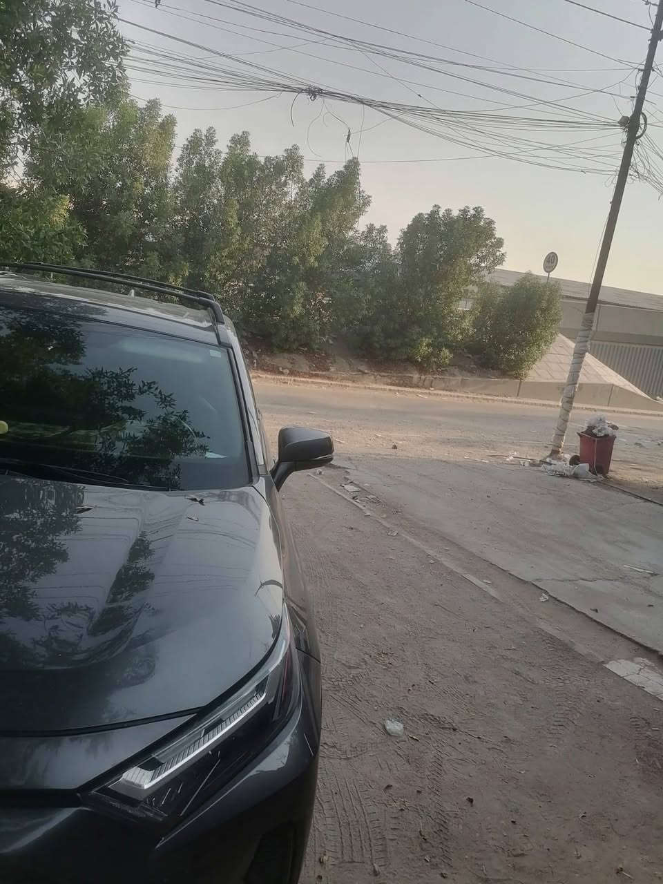 بعد التحية/ يتوفر مخزن للايجار التجاري 
في بغداد حي الجامعة قرب الجسر الرابط بين منطقة حي الخضراء و بين حي الجامعة 

الواجهة 7 امتار
و نزال 40 متر 
يحتوي على مشتمل لعائلة 

 ايجاره شهريآ 900 الف دينار

 #مكتب_البيت_الملكي_للعقار_و_المقاولات 
فرع من شركة البيت الملكي المحدودة للوساطة العقارية 

بغداد حي الجامعة نهاية شارع مركز شرطة حي الجامعة 
تابعونا على صفحتنا العقارات في عراقنا لمعرفة كل جديد يعرض علينا 
هواتف المكتب/
***********
***********
***********

