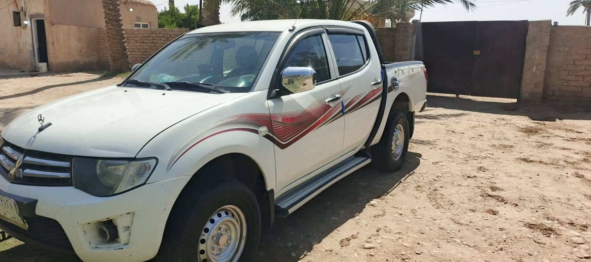 فورويل بانزين 2011 رقم صلاح الدين تحويل مباشر السعر 125$ مكان ديالى بلدروز(ملاحضة السيارة على وضع الشركة)*********** موجد واتساب

