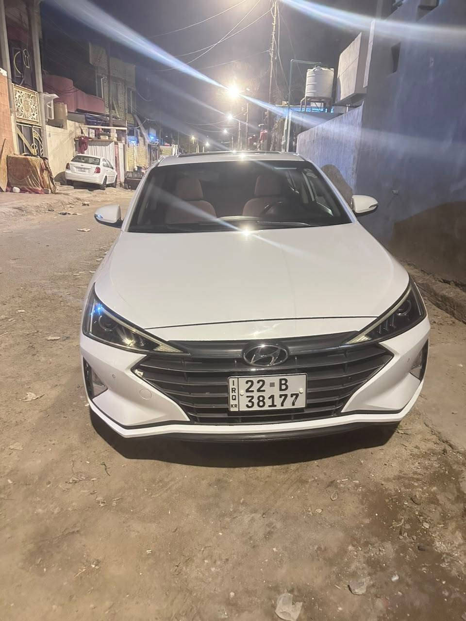 النترا 

مديل 2020

فتحه 

فول سياره بصمه

داخل بيجي 

ماشيه 100الف 

مكينه 2000

كفاله عامه سياره 1/1

***********
