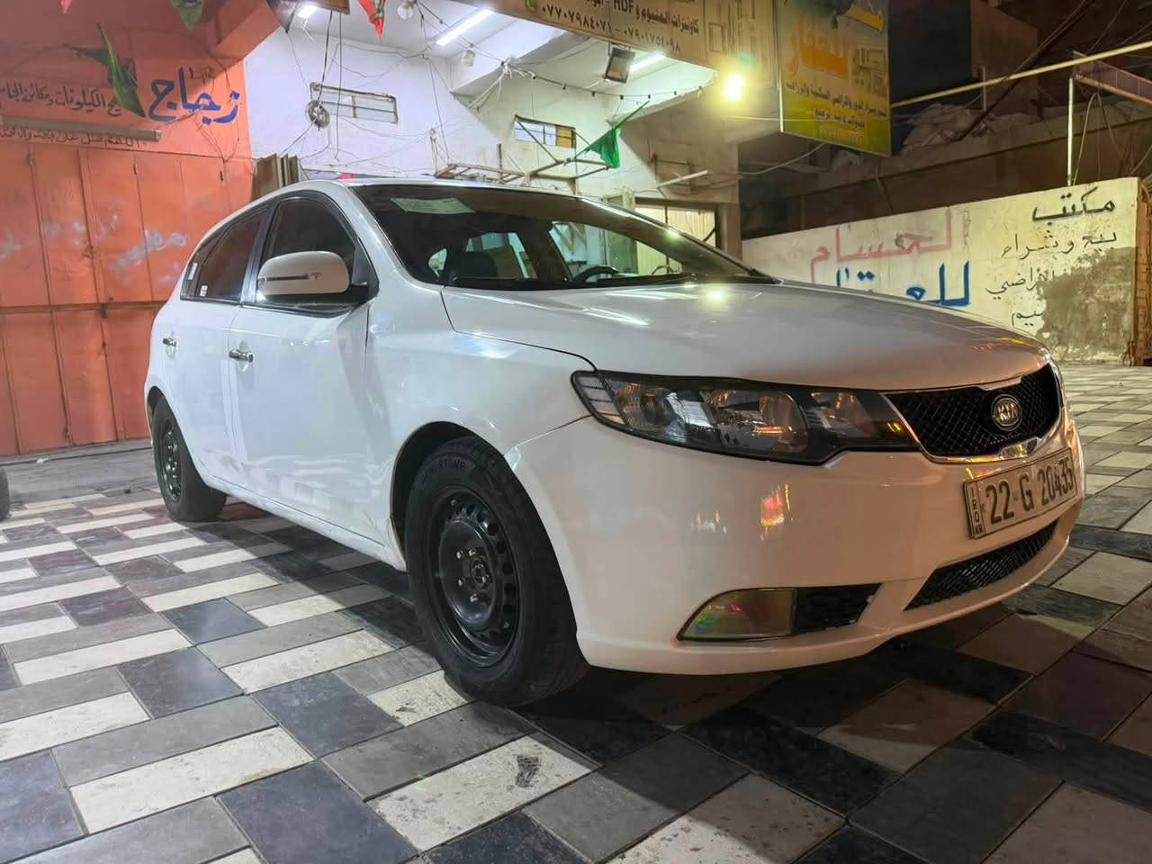 كيا سيراتو هاتشباك موديل ٢٠١٢ رقم اربيل جديد سنوية جديدة محرك ٢٠٠٠ دوش 
تبريد ثلج مصبوغه حزام بدون دواخل شاشه كاميرة تحكمات سيارة جديدة فتحة سقف حساس خلفي مري شفط فول مواصفات 
مال جناي سعر ٧٩ وبيها مجال بسيط للشراي الاستفسار ***********
