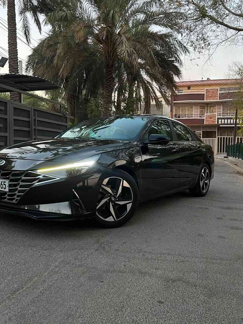 سلام عليكم  النترا ٢٠٢٣ امريكي للبيع
الصبغ قطعة وحدة فقط جاملغ امامي ايسر سرقة فقط 

وبارد في خشم البنيد

محرك ٢٠٠٠ دوش كفالة وكير كفالة

فول مواصفات لمتد شاشة وكامرة ورادار وحساسات وتوقف ذاتي تحديد مسار ومثبت سرعة وقيادة ذاتية عدادات دجتل بصمة تشغيل وابواب وجنطة بصمة وتشغيل عن بعد هاندبريك بصمة تدفئة كشنات وتبريد ثلج بيانو كشنات جلد وكهرباء فتحة سلايد روف لد امامي وخلفي ولد داخلي متغير الالوان السيارة مناقصها شي وخير من الله

السعر ١٥٠ وبيها مجال للشراي

العنوان بغداد سيدية

رقم ***********
