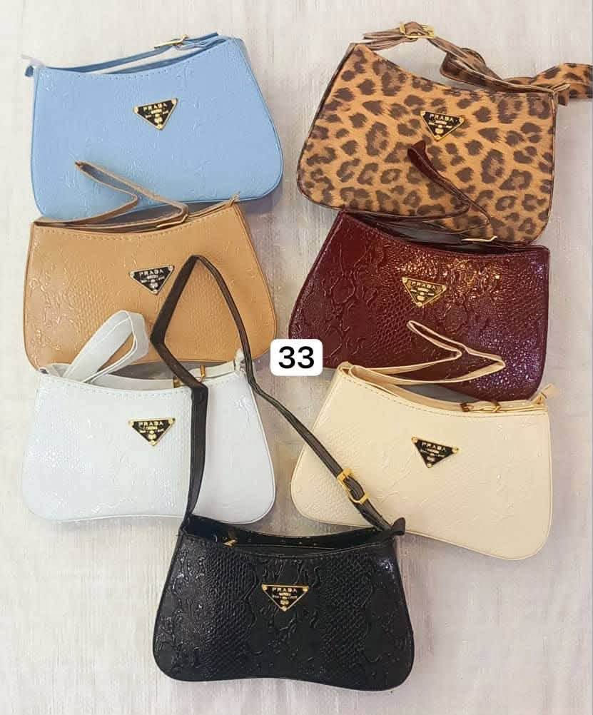 🌷 مرحباً زبائنا الكرام 🌷

الأسعار موضّحة داخل الصور 🛍️✨
للحجز والاستفسار، يرجى مراسلة الصفحة أو التواصل على الرقم:

📞 ***********
