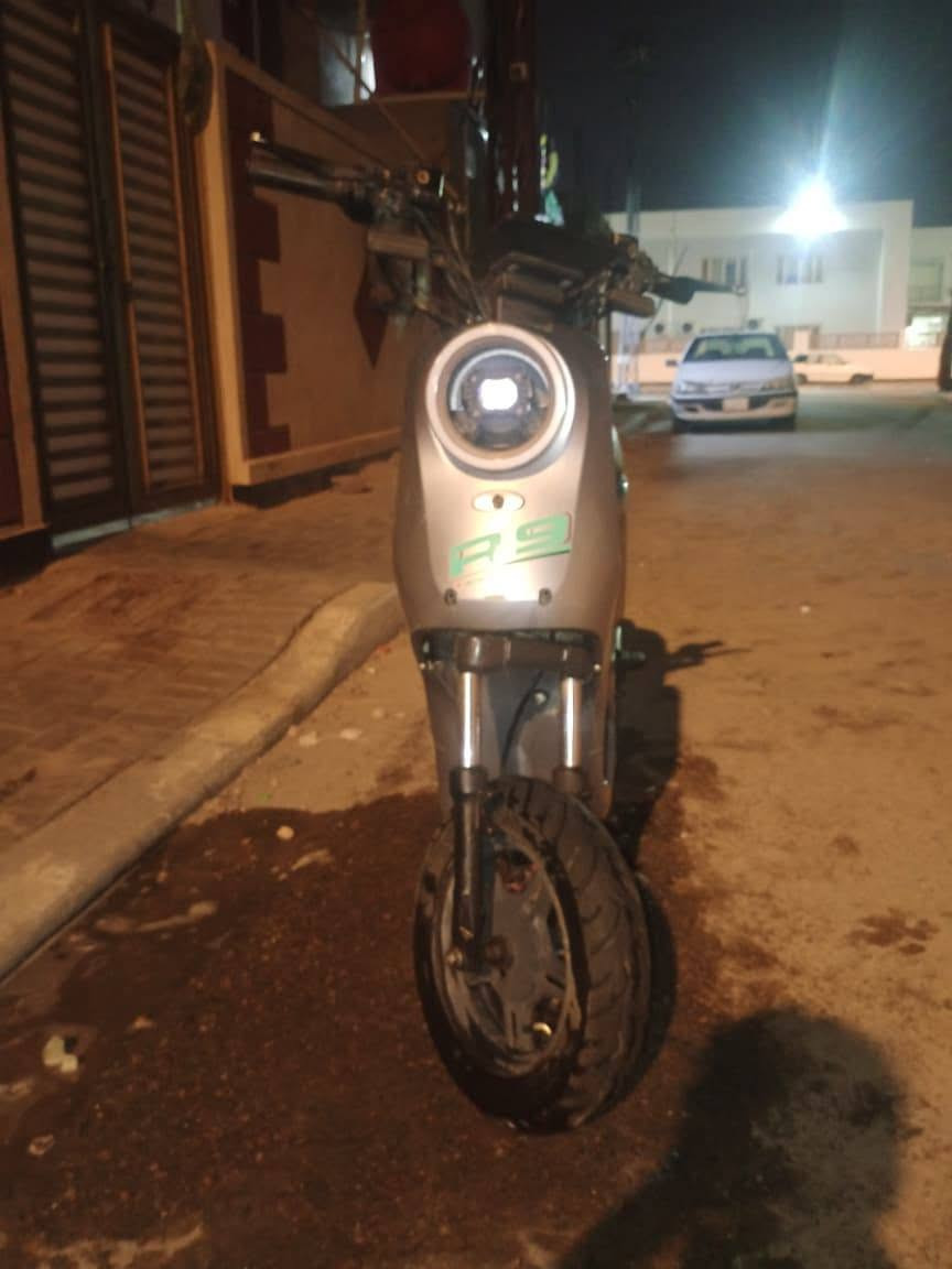 السلام عليكم
R9 2025
السكليتر عطلان وبطاريات ثنين تعبانات 
مكاني بصره القبلة ***********
