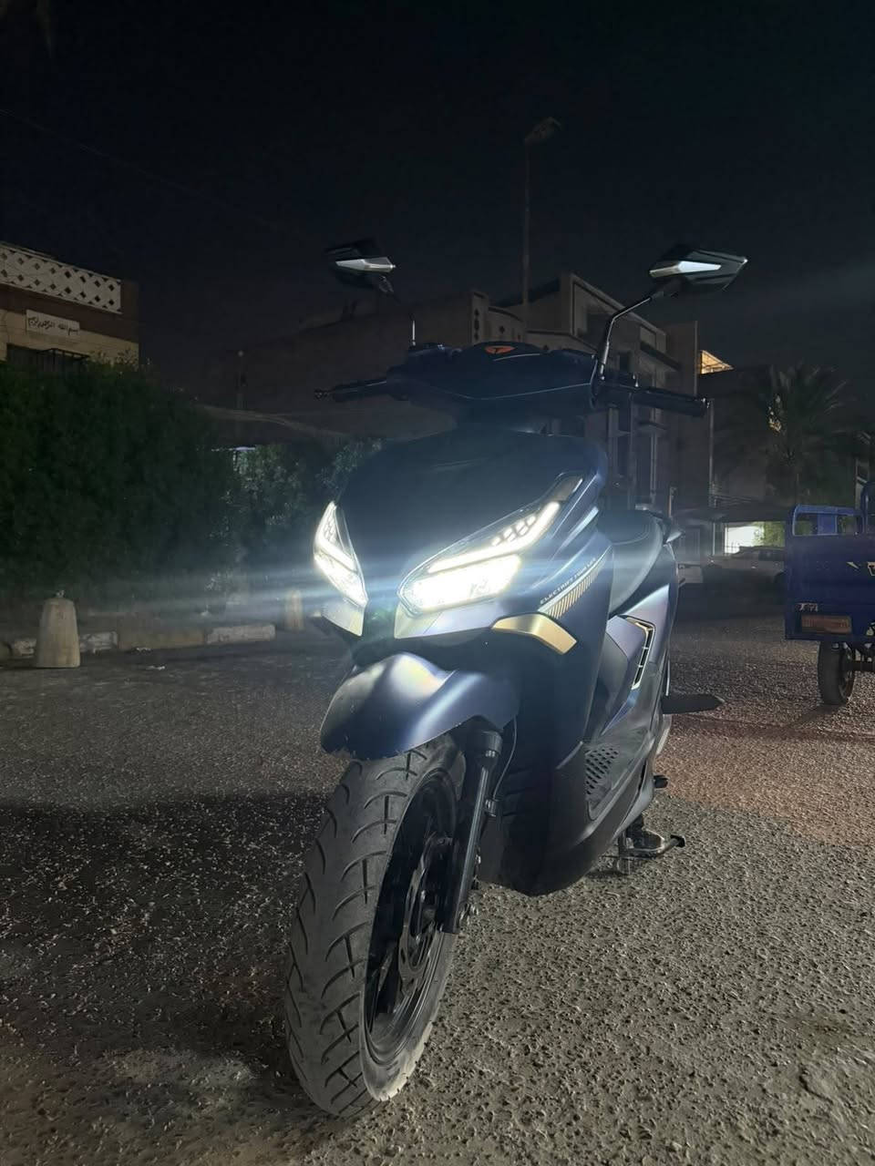 دراجه فيلاكس من شركة ياديا
فول مواصفات تكدرون تشوفون مواصفاتها عالصفحه مال شركه ياديا 
اخذتها بمليونين واربعميه والوصل موجود
رايدها بمليونين وربع وبي مجال 
مكاني بغداد 
***********
