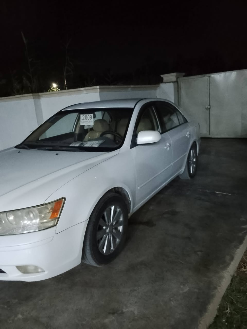 سلام عليكم سوناتا موديل 2009محرك 2400كير ومحرك مكفول رقم انبار بسمي تحويل ثاني يوم سنويه لغايه 31 حادث بنيد مصبوخ اثر جراد وباب سائق حادث امريكي مكان حسينيه سعر 117وبيه مجال حك جيه ***********
