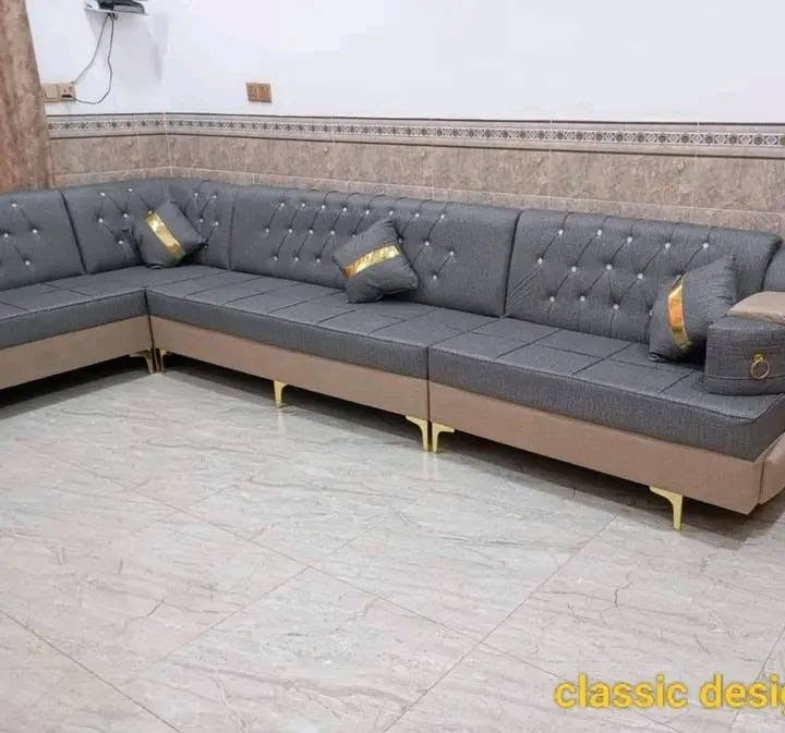 ديوان ١٠ مقاعد • كلاسيك ديسي • توصيل