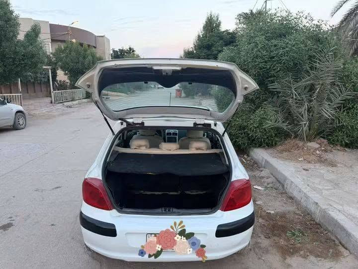 سلام عليكم
للبيع سياره بيجو فرنسي 307 
موديل 2006 رقم نجف سنويه لل2032 
السياره بإسمي 
كير مكينة خير من الله كهربائيات شغاله 
. تبريد غير شغال 
السعر 48 
للاستفسار اكثر على الرقم 
*********** 
واتساب متوفر على نفس الرقم أيضا 
الصور مرفقه مع المنشور 
شكرا جزيلا
