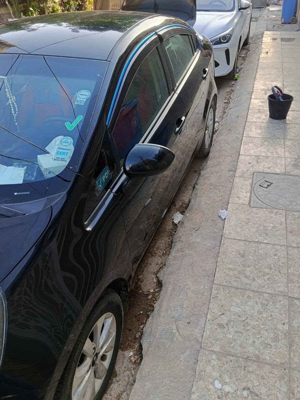 كيا ريو لون اسود صالون وارد امريكي
سونار موضح الحادث 
سنوية لحد 2028/6/14 
رقم انكليزي مشروع وطني تحويل ثاني يوم واسط 
مواصفاتها 
1. تدفئه تبريد شغال 
٢. مكينة الف وستمية 1600
٣. تخم صدر وحدادية جاهزة 
٤. كهربائيات كامله
سعرها 85 
رقم تواصل *********** 
اثير ***********
