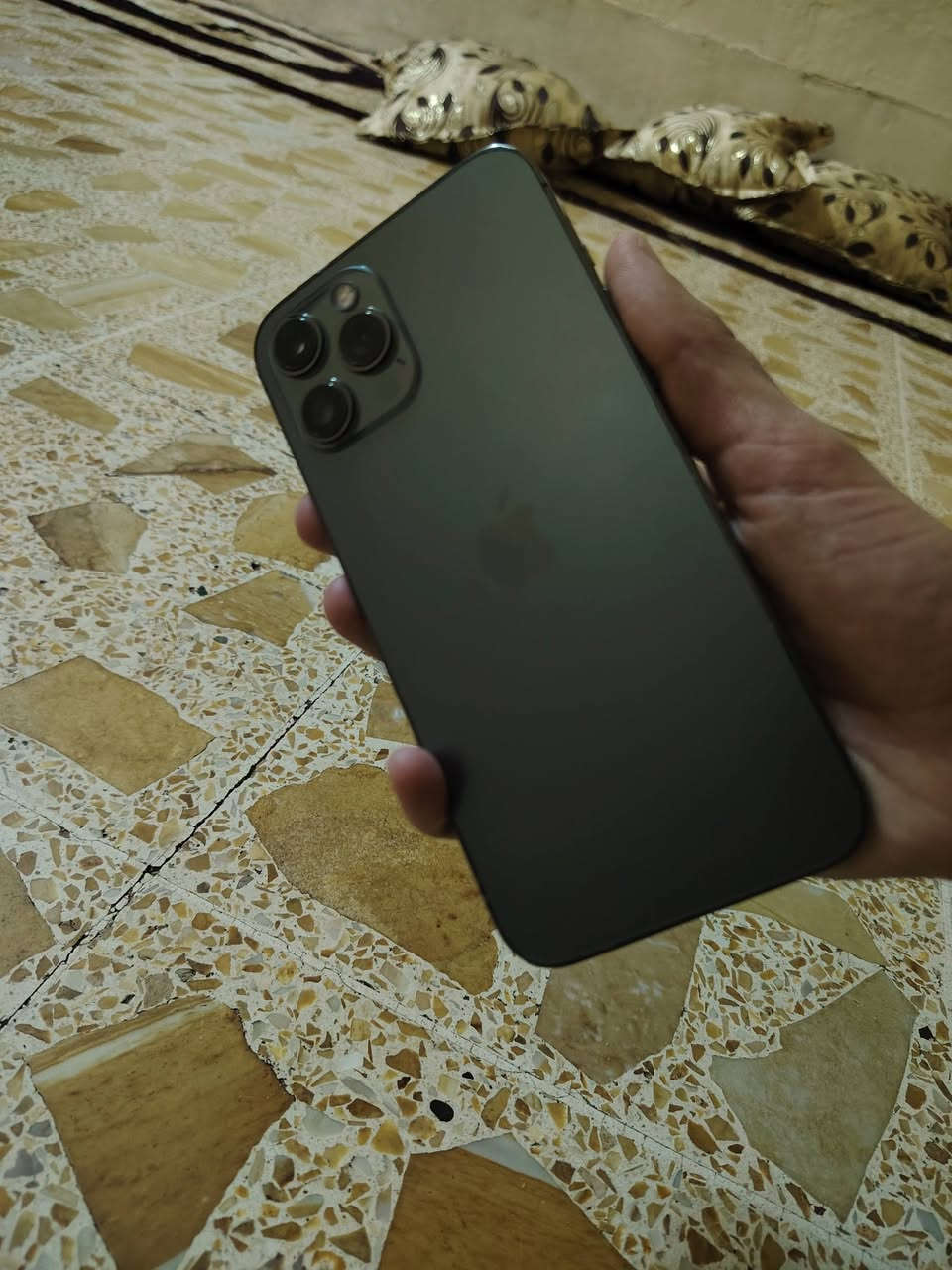 السلام عليكم ايفون 12 pro max
الجهاز لك شرط النضافة مبدل شاشة أصلية شرط وبطارية أصلية شرط 100 ذاكرة 128 تك سيم فيس اي دي واقف
السعر 330 وبيه مجال بسيط مكاني الموصل الايمن واتساب ***********
