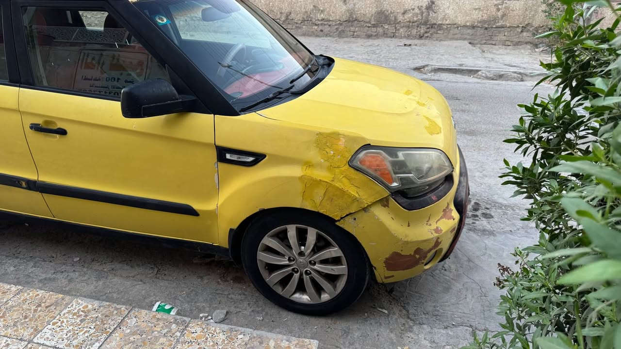 كيا سول موديل 2011 وارد امريكي محرك 2.0L دوش mpi ، داخل احمر، فتحة سقف، المحرك والگير بحالة سليمة.

السعر 75$
السيارة بيهة ملاحضات ونقوصات،
للأستفسار ماسنجر
أو واتساب *********** بغداد, العراق
