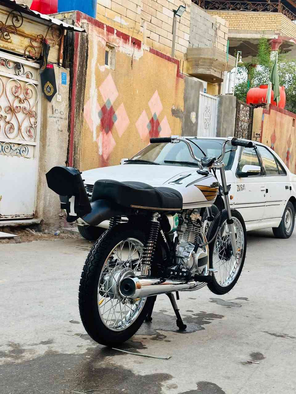 مكينه نامه • سكنر • اوراق