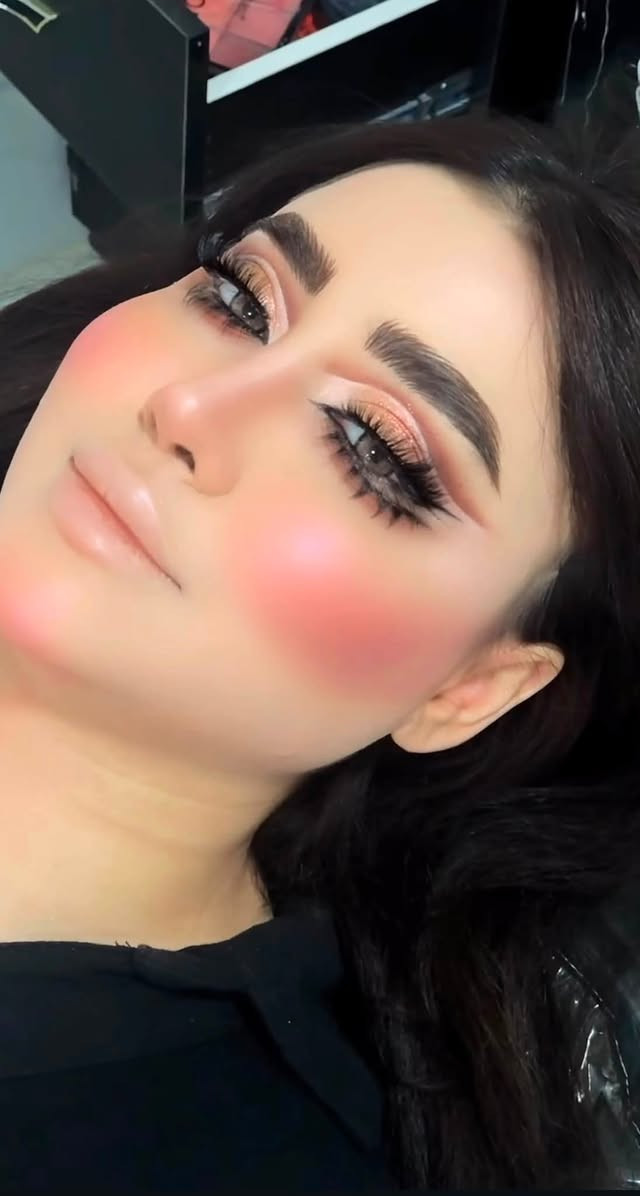 سنتر نونه للتجميل 🌺
للحجز والاستفسار اللتصال ع الرقم 
***********
