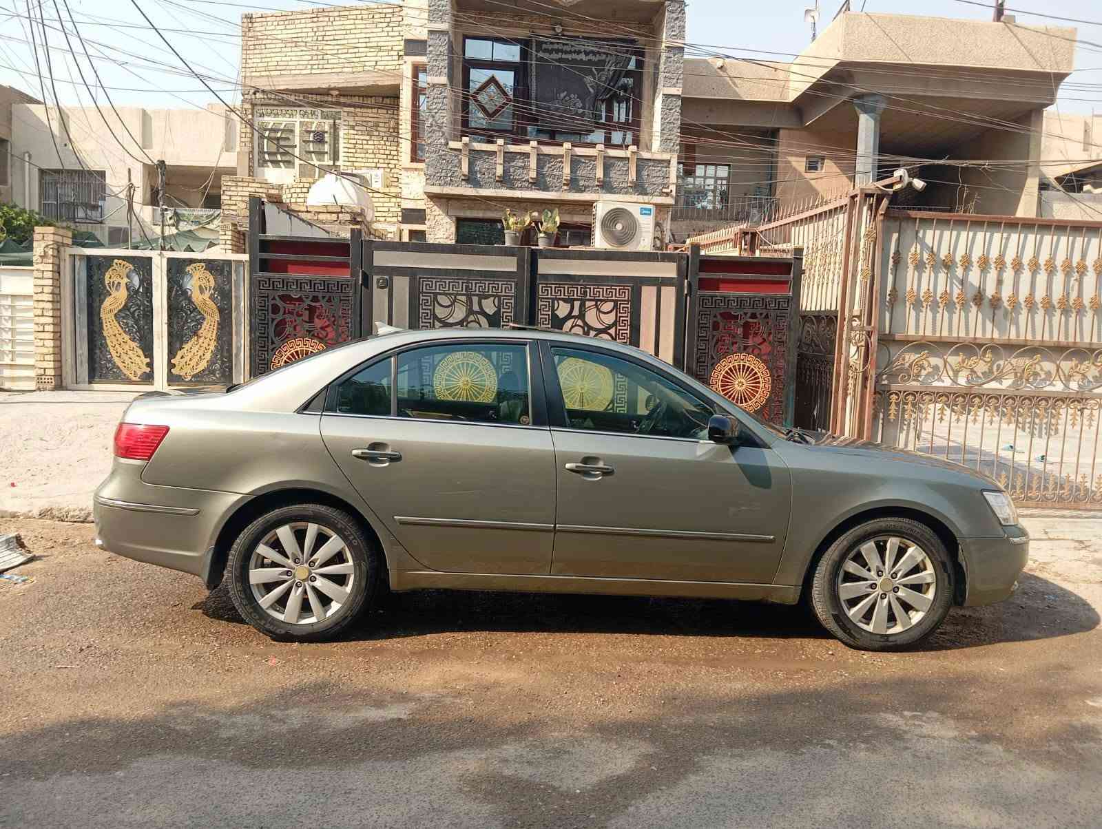 اسلام عليكم سوناتا للبيع موديل9  فول مواصفات لمتت فتحه سلايت روف تبريد لمس بيانوو كشنات جلد فول تحكمات ستيرن كشن تبريد ثلج تتفه رقم بغداد محرك سته سلندر حداديه امامي خلفي جديده تخم تاير جديد محرك كير خير من لله حادثهه بل جاملغ خلفي بدون دواخل سياره نضيفه مال جناي مكان سياره بغداد الامين الثانيه الاستفسار عله الرقم *********** السعر 95 مكلف بل نشر
