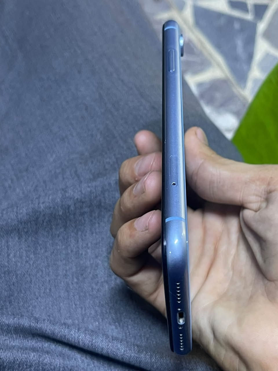 سلام عليكم آيفون XR ذاكره 128 بطاريه 78 خدمه الجهاز فقط شاشه مبدله سعر 160 مكاني بغداد ***********
