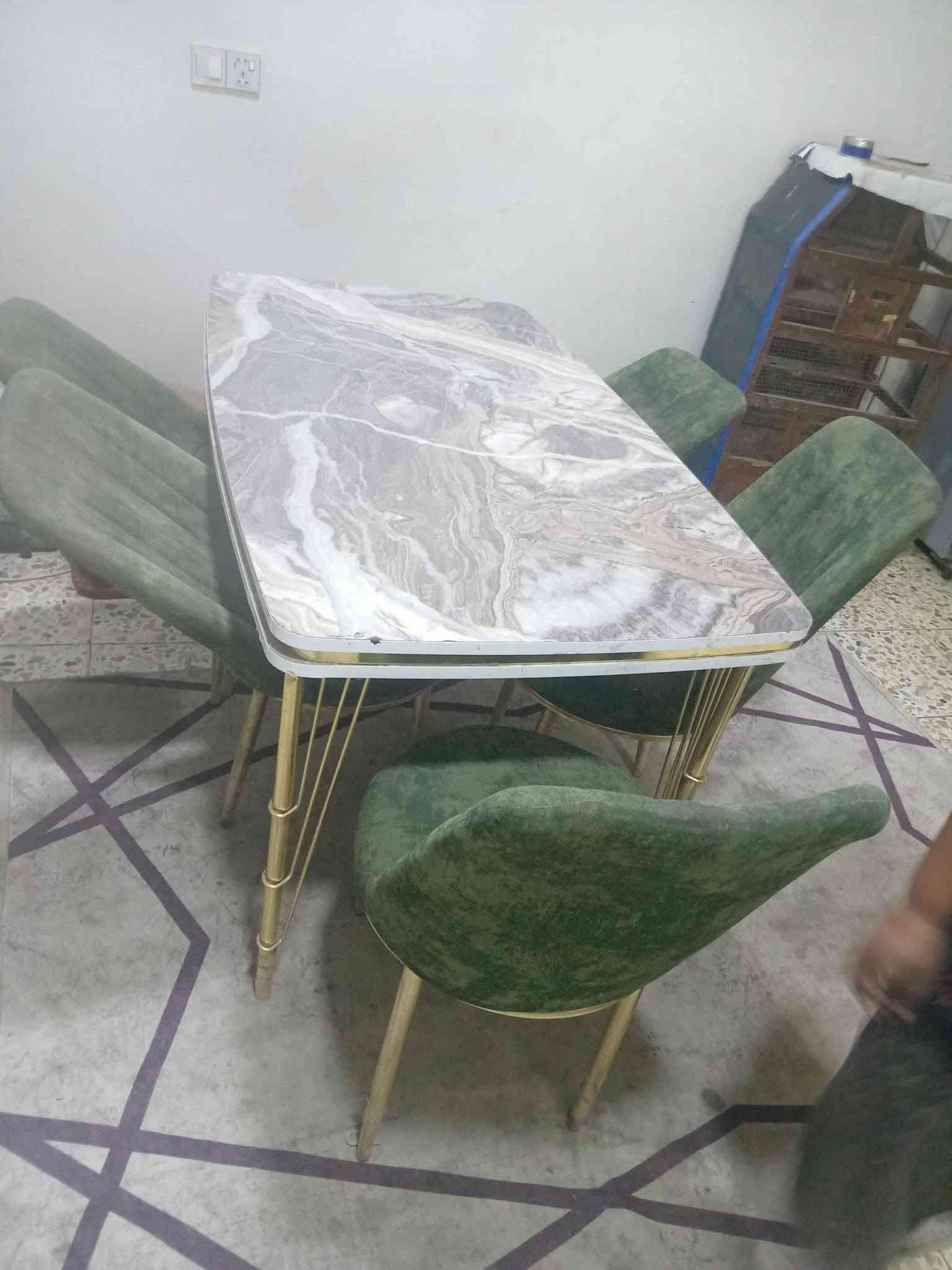 ميز طعام • ٦ مقاعد • بوب الشام بغداد