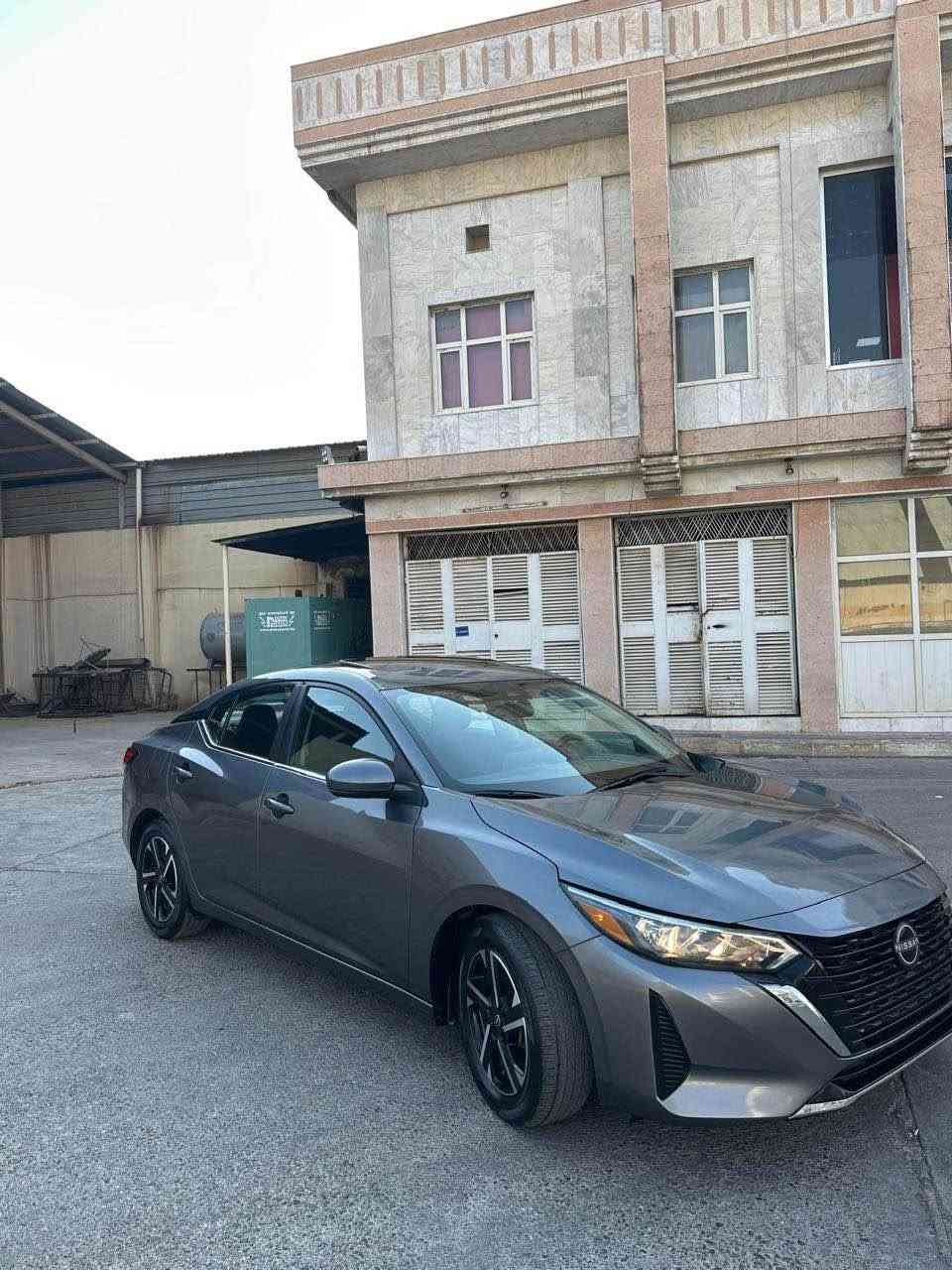 نيسان سنترا 2024 SV شكل جديد 
حادث : باب و ربع بنيد صبغ بدون دواخل 
بدون ايرباگ جميع ايرباگات سليمه بلادى 
السعر : 133 مجال قليل 
سياره ماشيه 18 الف ميل 
المواصفات: 
فتحة سقف ( سلايد )
‏‎بصمة ابواب 
‏‎بصمة تشغيل 
‏‎شاشة كبير‏
اوتو هولد :    Auto Hold
اوتو ستارات : Auto Stard 
‏‎رادار جانبي (نقاط عمياء)
‏‎رادار خلفي (التحذير من الاصطدام)
‏‎حساسات امامي
‏‎حساسات جانبي 
‏‎حساسات خلفي 
نظام : Eco
نظام : Normal
نظام : Sport
تحكيم ستيرين
ستيرين هيتر
كشنات كهربائي 
كشنات هيتر
تبريد لمس
ويل كروم
سياره شرط ترقيم اربيل سليماني دهوك
اتصال او واتساب: ‭***********‬
اتصال او واتساب: *********** أربيل, العراق

نص مكتوب في الصور:
- 12455316 - 11/12/2025 IAA Holdings, LLC